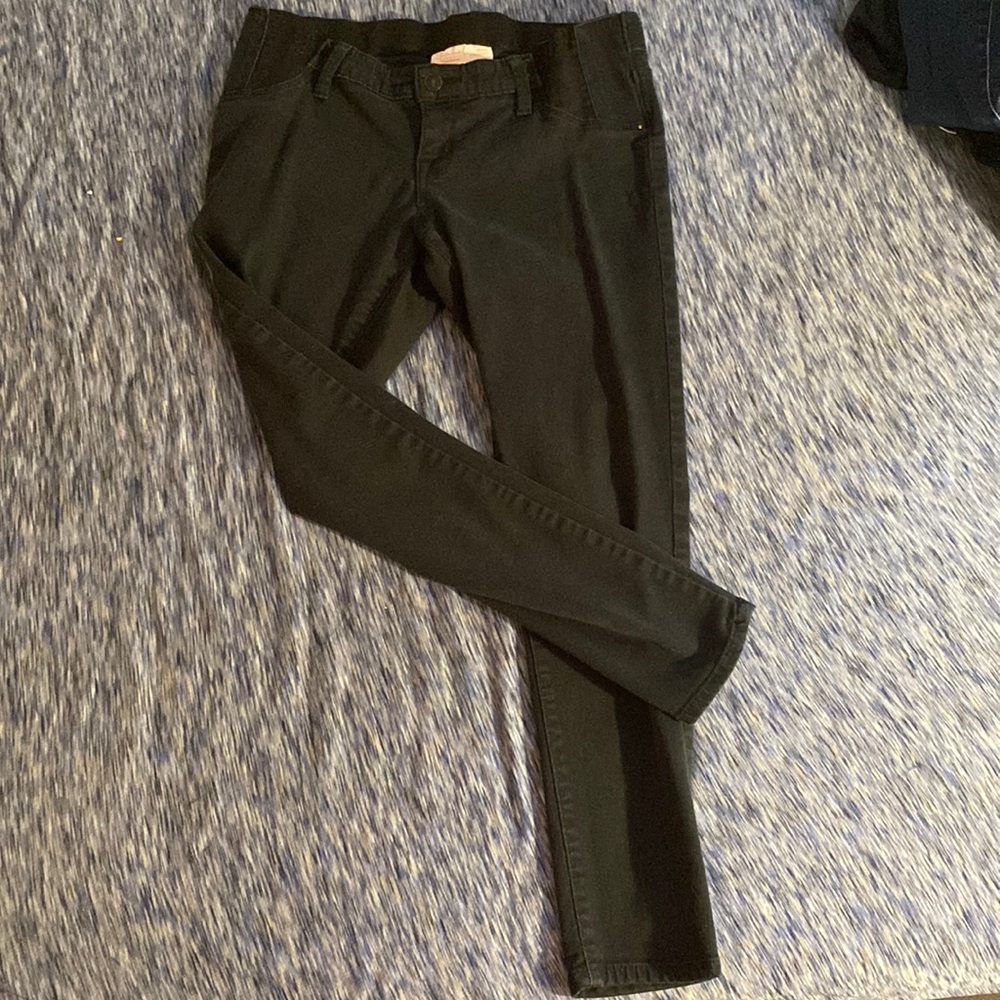 Black maternity jeans. Under belly. Okay condition.